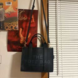 MARC JACOBS | THE LEATHER MEDIUM TOTE BAG