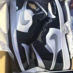 AIR JORDAN 1 METALLIC BLACK SIZE 13
