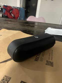 Beats Pill Portable Bluetooth Speaker Black