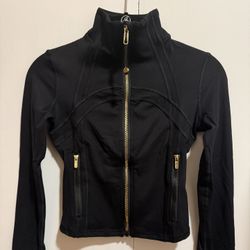 Authentic Lululemon Define Cropped Jacket
