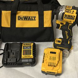 ATOMIC 20V MAX LITHIUM-ION CORDLESS 1/4 in. BRUSHLESS IMPACT DRIVER KIT, 5AH BATTERY, CHARGER,AND BAG