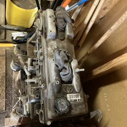 4cyl SR5 Toyota Engine. 