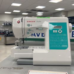 Singer Stylist Sewing Machine 