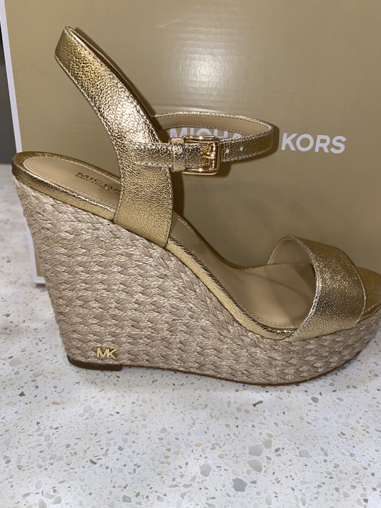 Women’s Size 8 1/2 Michael Kors Shoes