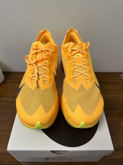 DS Nike ZoomX VaporFly Next% 4 Men’s size 13