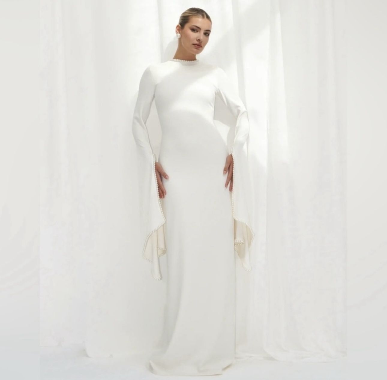 KHANUMS Kadela Gown - Elegant White Long Sleeve Dress