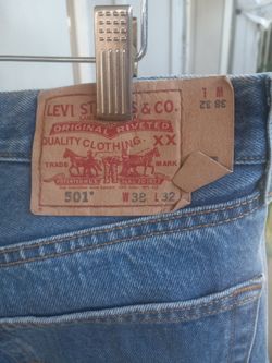 Levis 501 jeans 38x32