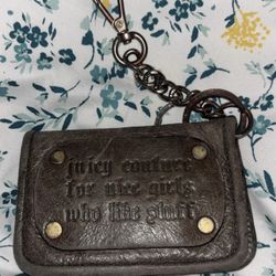 Rare HTF Vtg Y2K Era Juicy Couture Leather Snap Keychain Wallet
