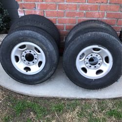 Used Tire With Rims