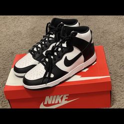 Pandas Size 12 Men’s never used