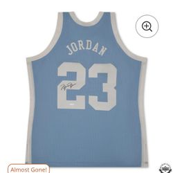 Jordan Sign North Carolina "Throw Back"Jersey 