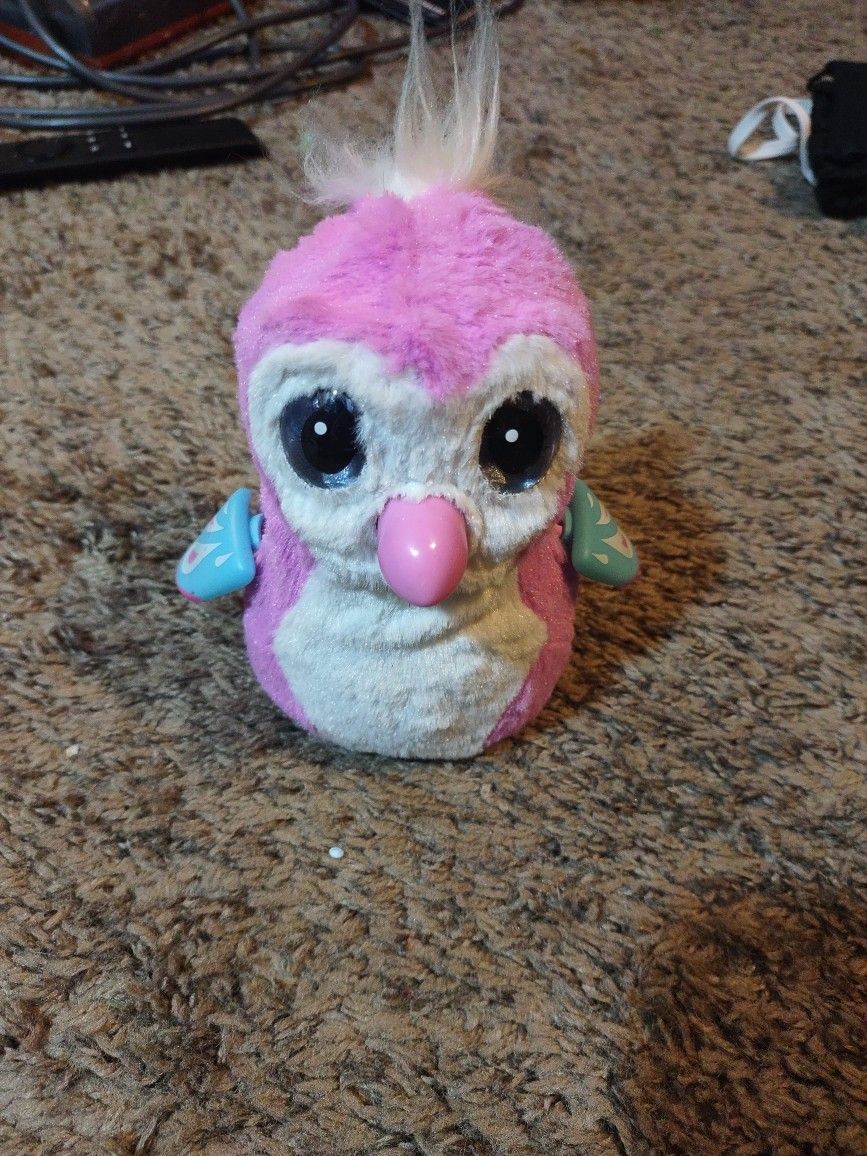 Hatchimal Toy