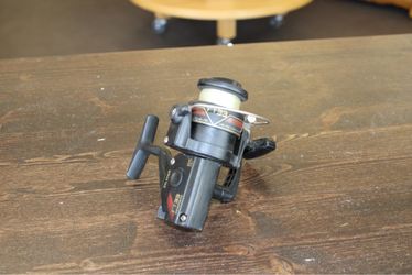 Silstar FT33 Graphite Spinning Fishing Reel