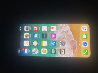 iPhone 11 UNLOCKED 256GB WHITE (OWNER)