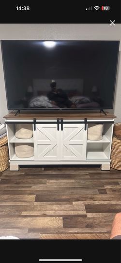 TV Stand Up to 75 Inches TV