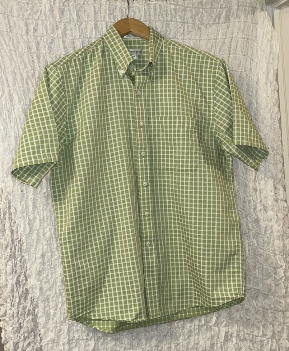 Cutter & Buck: Men’s Medium, Cotton, Short Sleeves, Extra Buttons