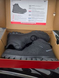 Work Boots size 11  1/2 W
