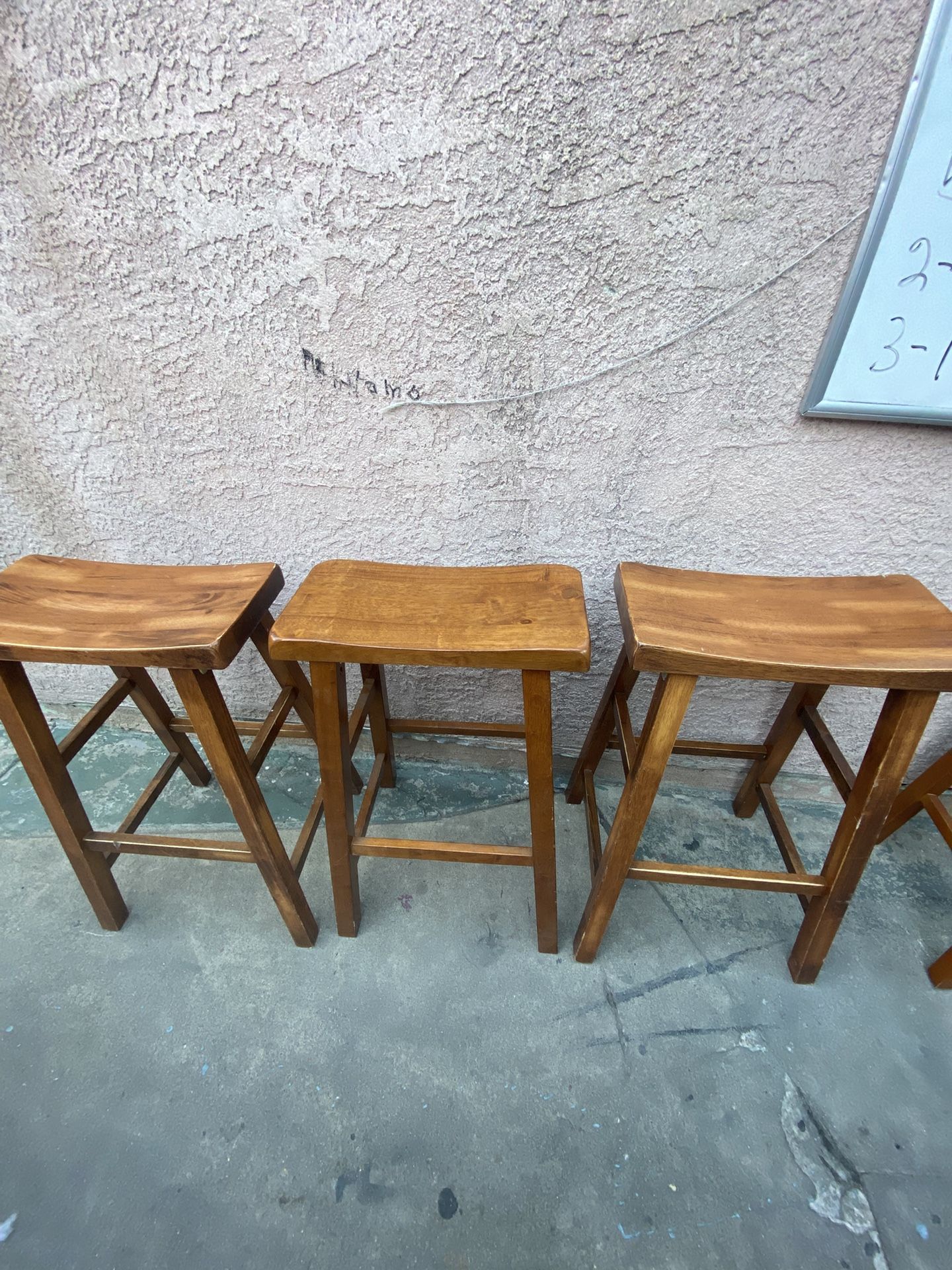 3 Barstools