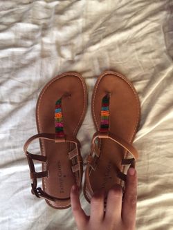 NEW TAN SANDALS