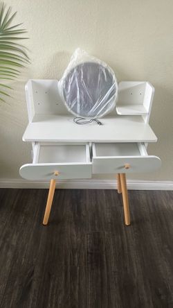 Vanity new $80