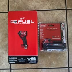 Milwaukee 1/4 Hex Impact Driver / Battery