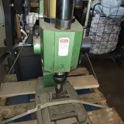 8 Ton Press