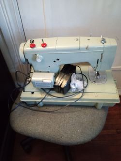 Máquina de coser