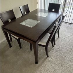 Dining Room Table with 6 Chairs
