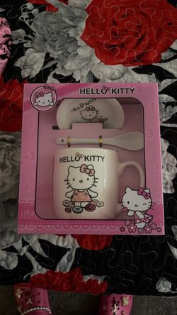 Hello kitty tea set