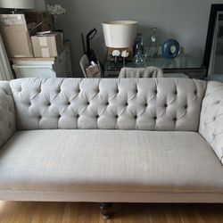 Beautiful Bassett Tufted Chesterfield 3 Seater Sofa