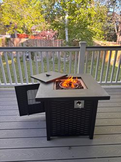 Propane Fire Pit Table with Lava Rocks, Like New