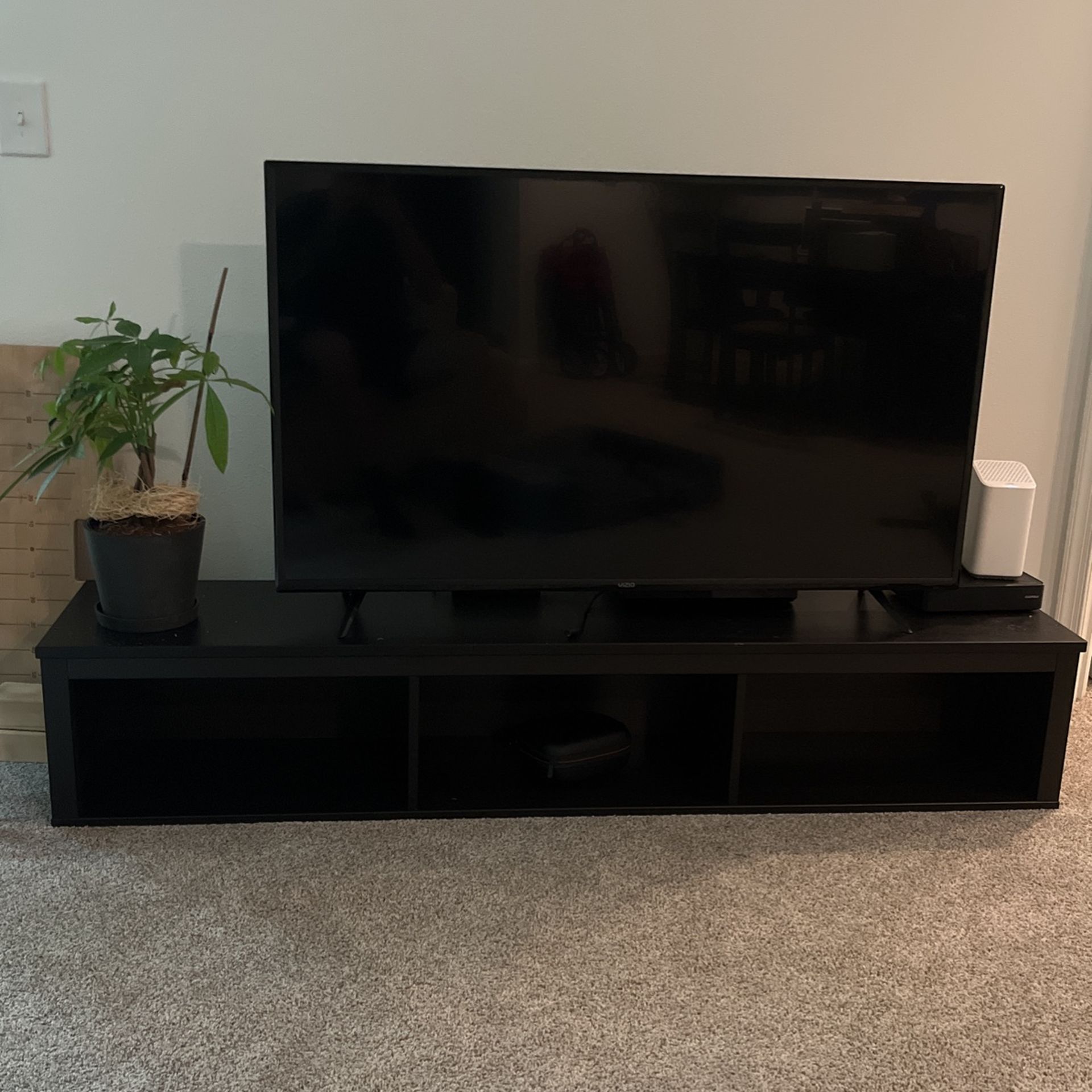 TV Stand (Ikea)