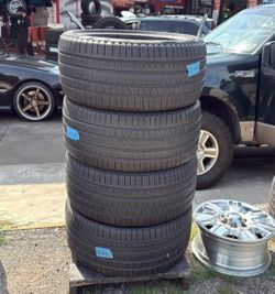 265 40 21 Pirelli Scorpion Set of 4 Used