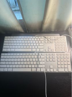 Keyboard apple with wire