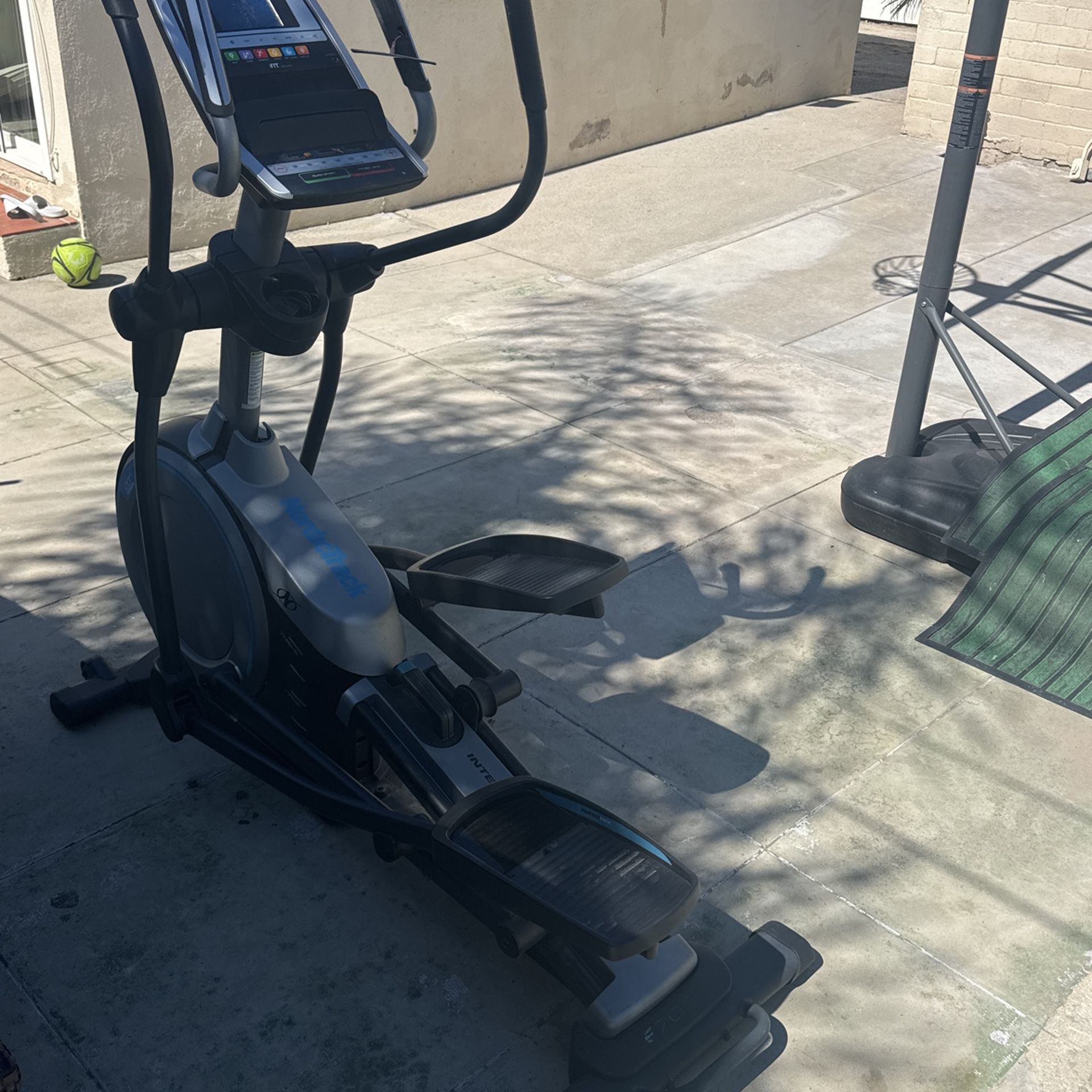 Nordic track E7.0Z Elliptical