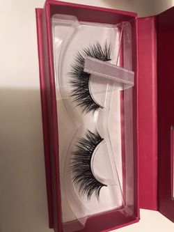 Lilly Lashes