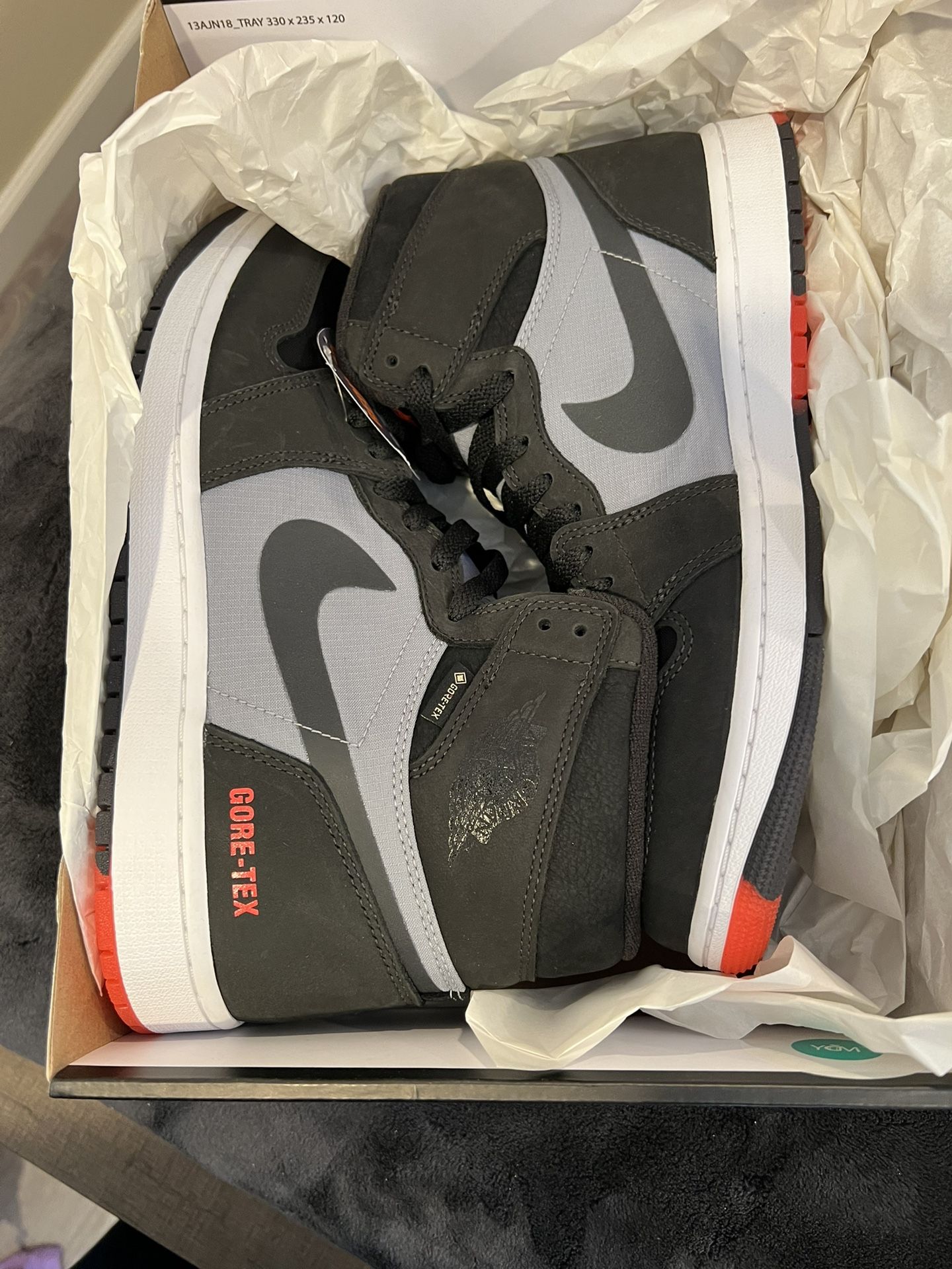 Jordan 1 Air High Element GORE-TEX 9.5 Men