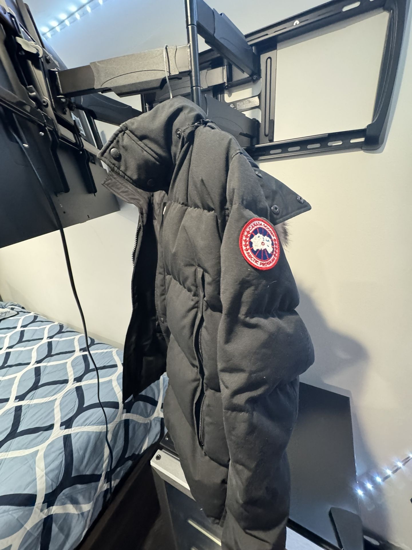 Canada Goose Wyndham Parka ‘Black’