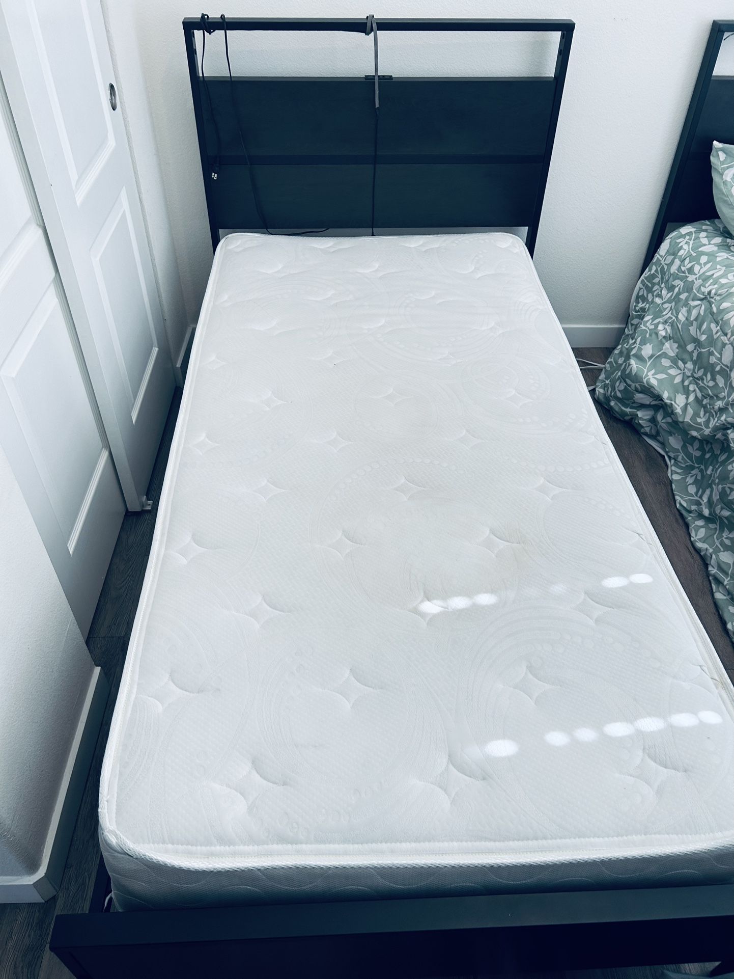 Two Twin Beds with Mattress & Charging Ports