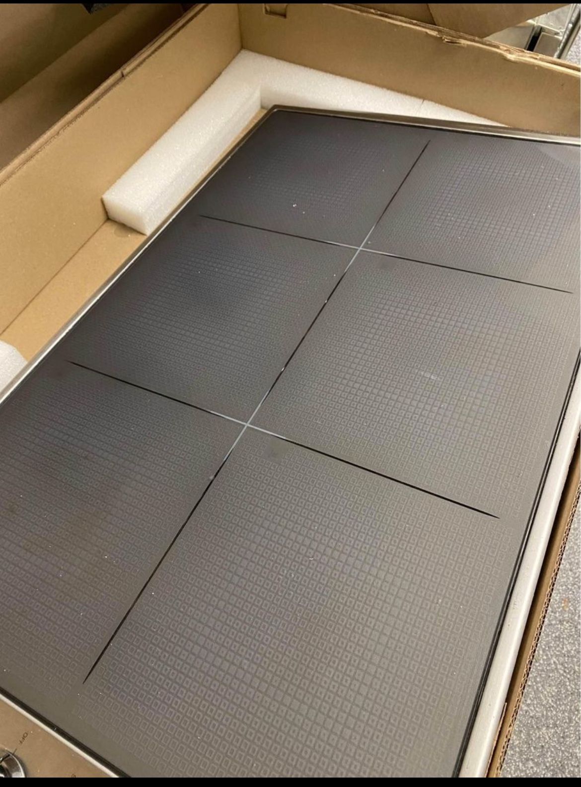 Viking 36” Electric Cooktop