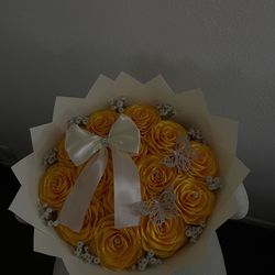 Flower Bouquet/ Flowers/ Mother’s Day Gift/ Mother’s Day/ Flower Arrangement/ Ramos/ Easter / Easter decorations