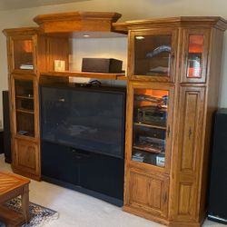 Entertainment Unit 118” W x 83”H: 2 Piers w/ 2 bridges 