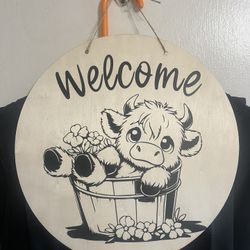 Cow In tub Decoration For Door Or Bathroom (I Can Change To Bathroom Decoration)