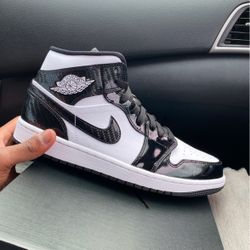 Jordan 1 Mid