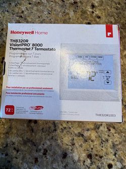Thermostat Honeywell Home VisionPRO 8000 Thermostat TH8320R