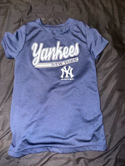 Kids Yankees shirt