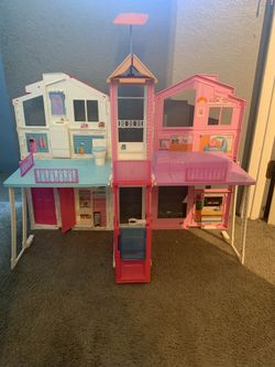 Barbie playhouse