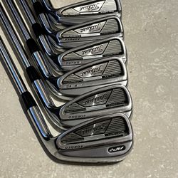 Titleist AP 2 Stiff Shaft Golf Clubs 5-PW 6 Clubs Great Condition Well Taken Care Of brand New Grips 