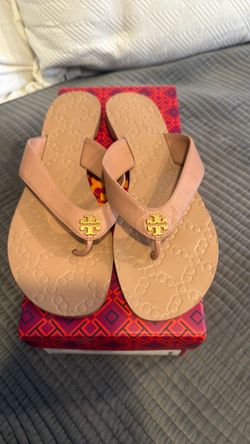 Women’s Tory Burch tan leather sandals size 9