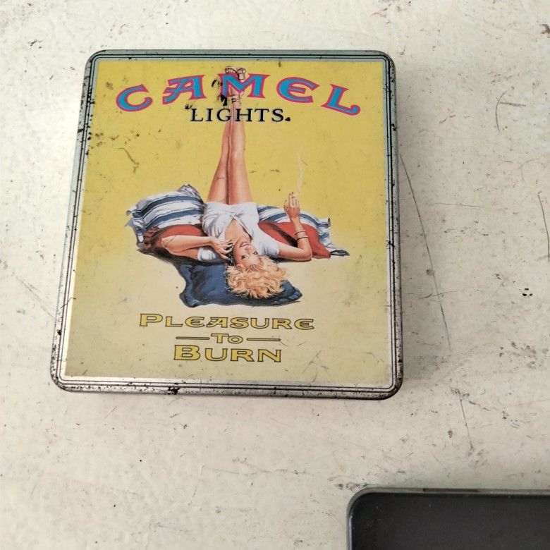 Vintage Cigarette Tims